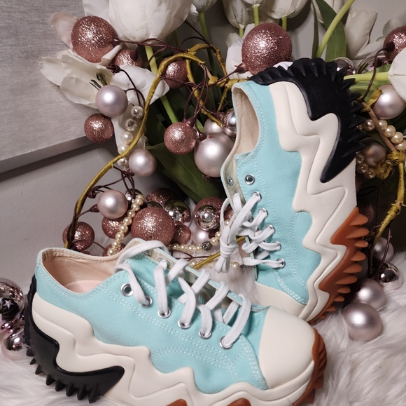 CONVERSE WMNS RUN STAR MOTION brand  new - Picture 4 of 10